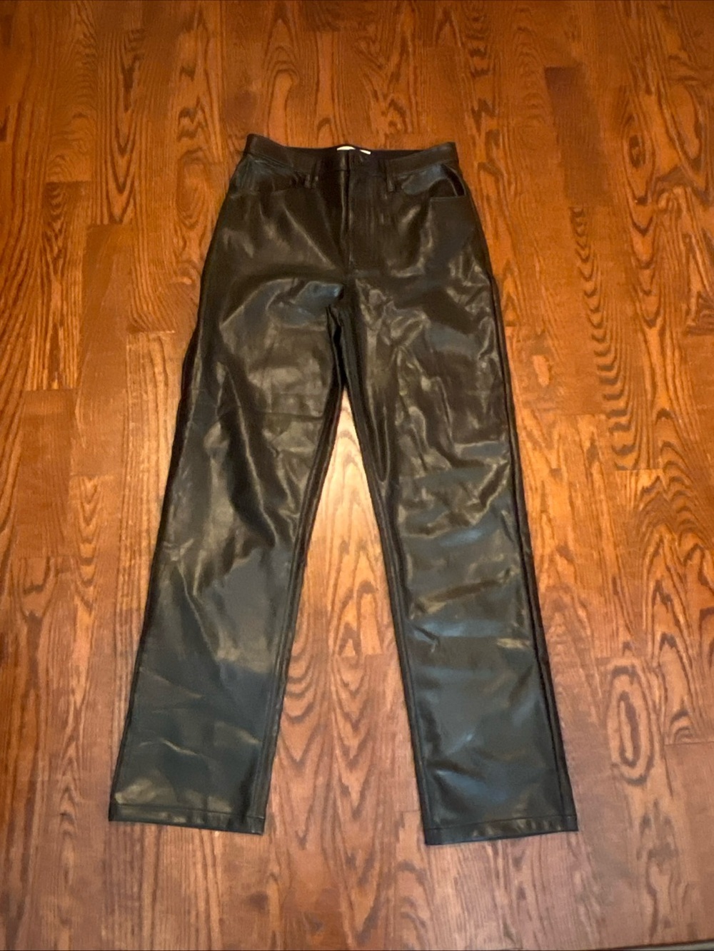 Abercrombie & Fitch The 90s Straight Ultra High Rise Pants 33/10L Vegan Leather